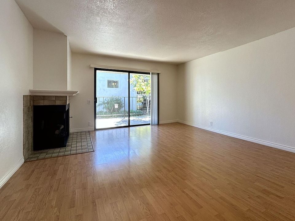 Fernwood Condominiums - 238 E Fern Ave Redlands CA | Zillow