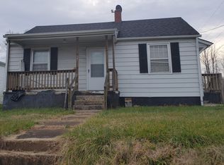 95 Calico Ave, Ridgeway, VA 24148