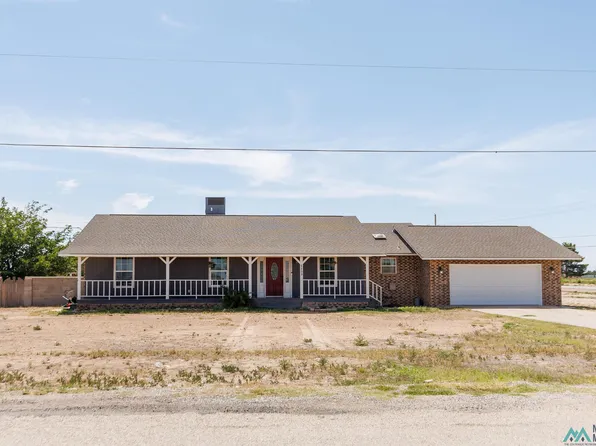 5803 Milliron Rd, Carlsbad, NM 88220