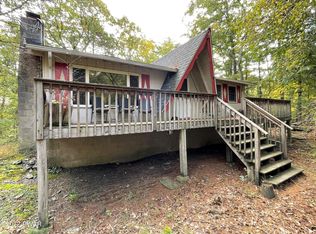 100 Rock Rd, Dingmans Ferry, PA 18328