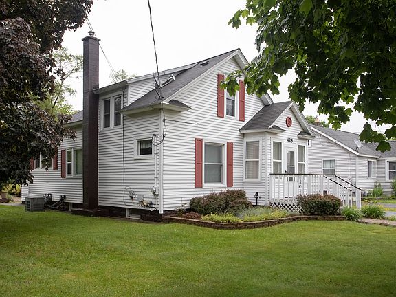 425 East Hammond St-102