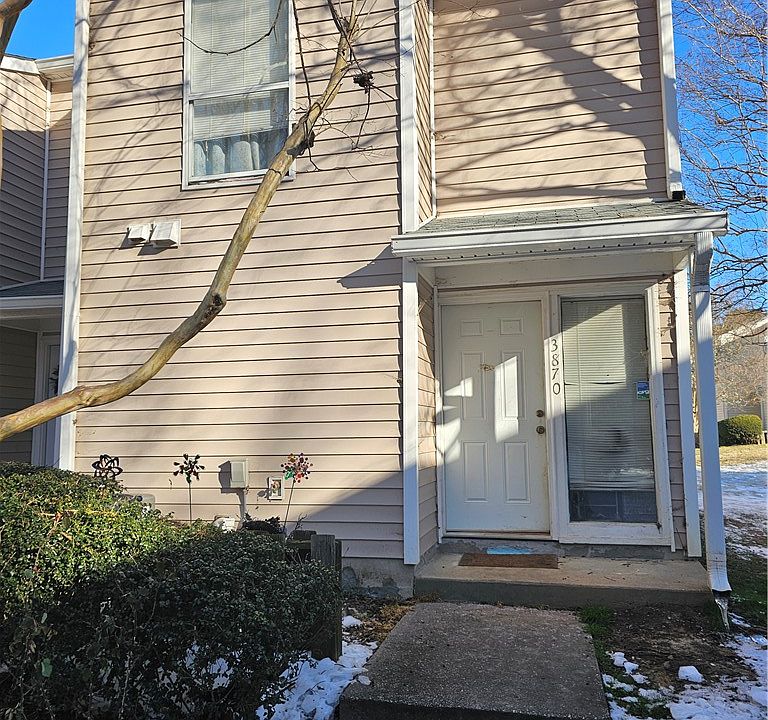 1st image of 3870 Staffordshire Ln
