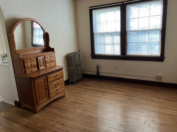 415 E Washington St #3