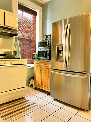 Rented by Rapid Realty Cobble Hill | media 64
