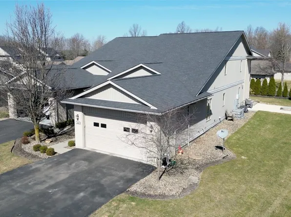 584 Bayshore Blvd, Lake Milton, OH 44429