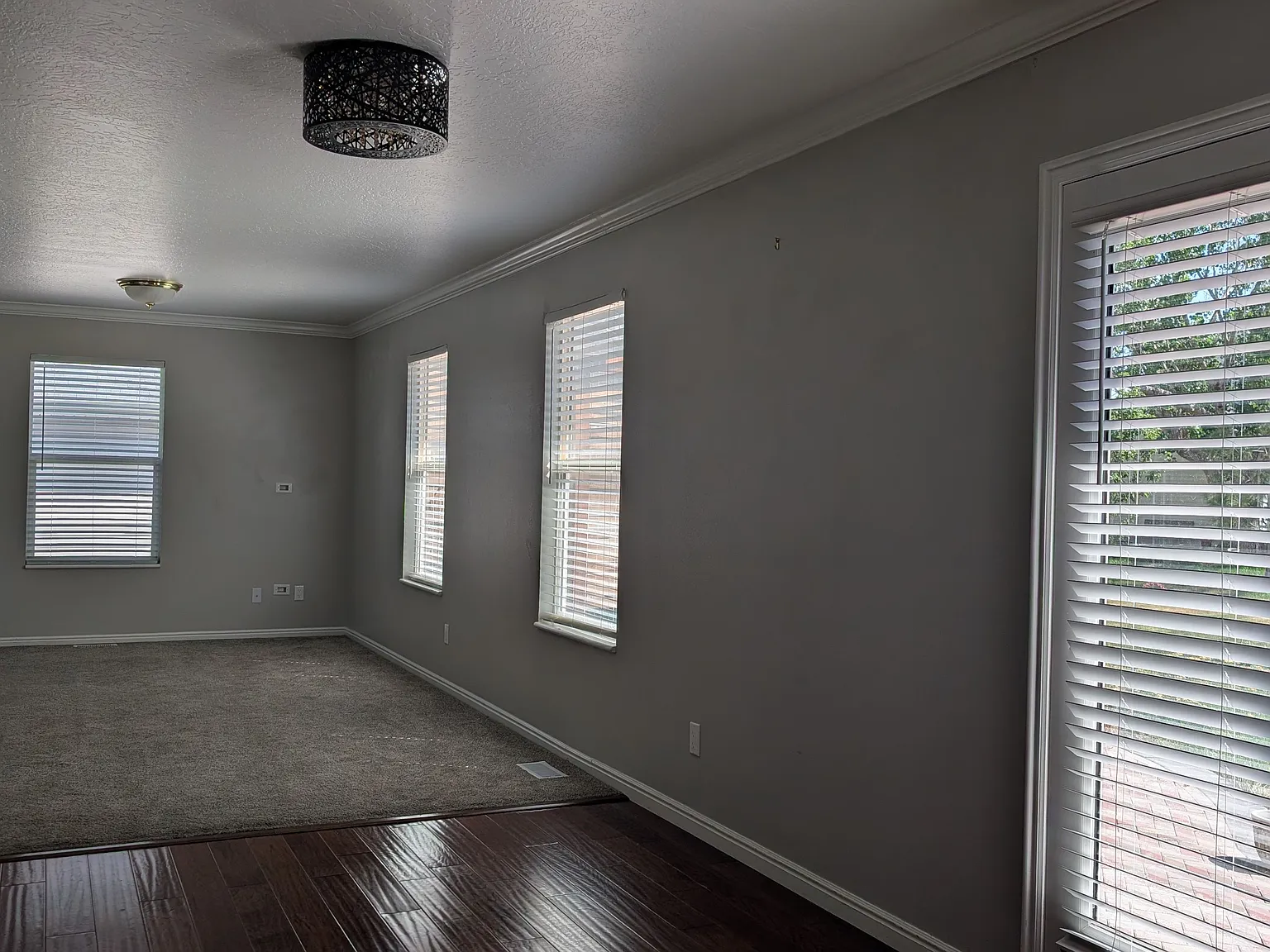 5 bed, 3.5 bath, 3100 sqft, $2,670 — Photo 4