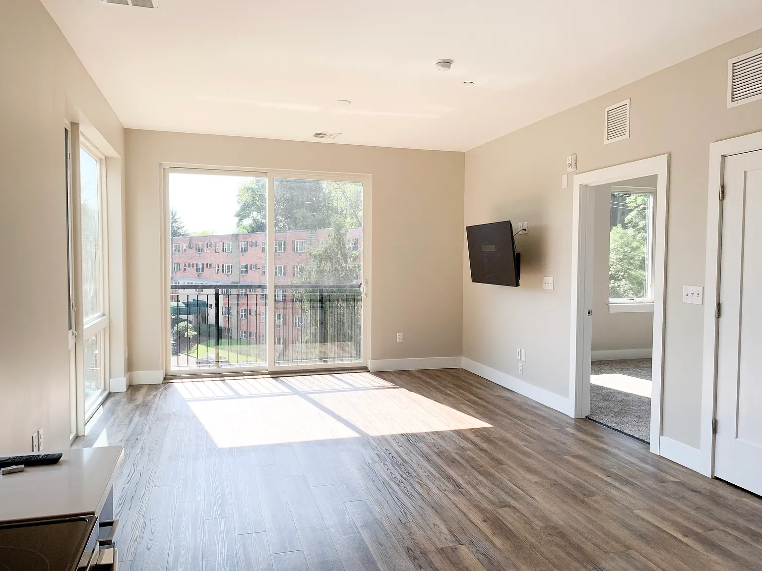McKnight Flats — Photo 3