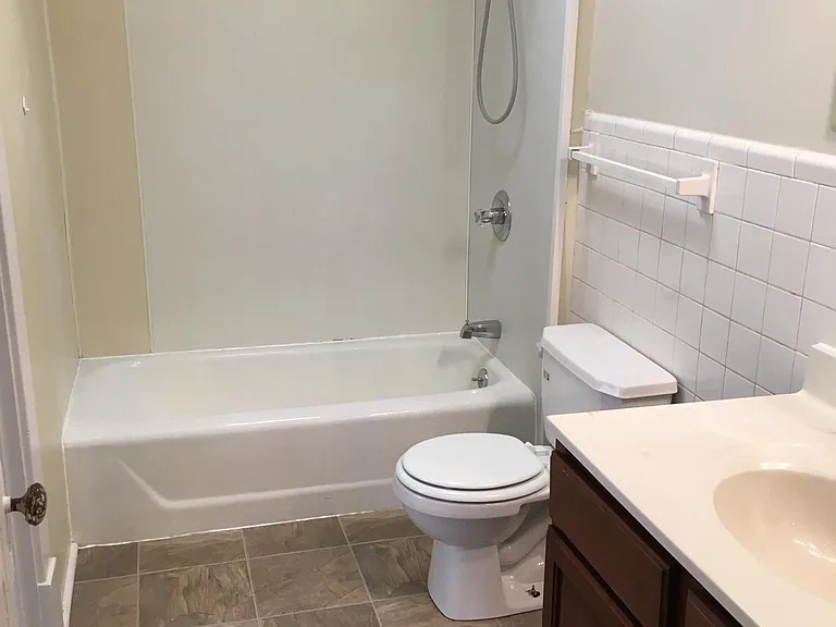 168 Forest Ave #1 — Photo 8
