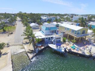 15 Avenue F, Key Largo, FL 33037