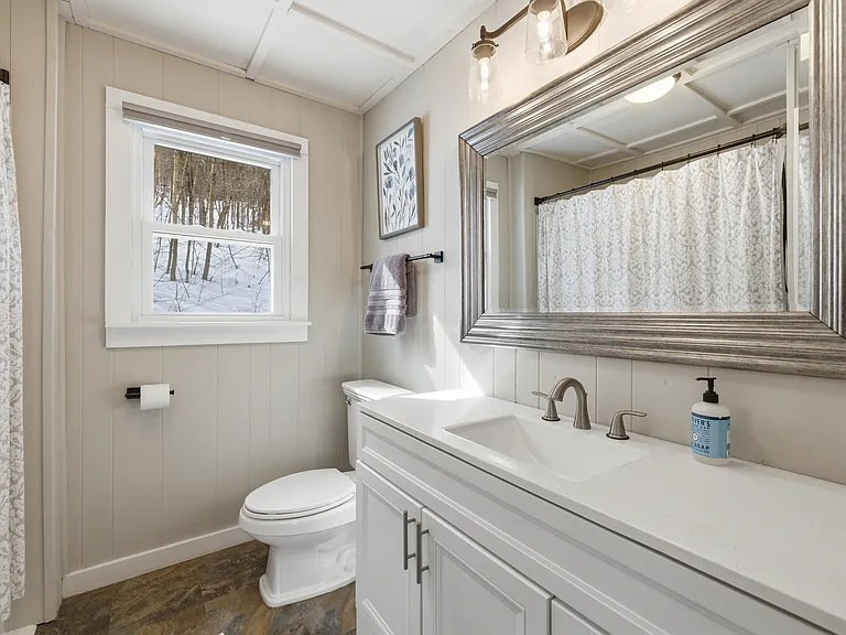 Hilltop Dr — Photo 25