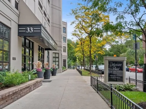 33 W Delaware Pl APT 13C, Chicago, IL 60610