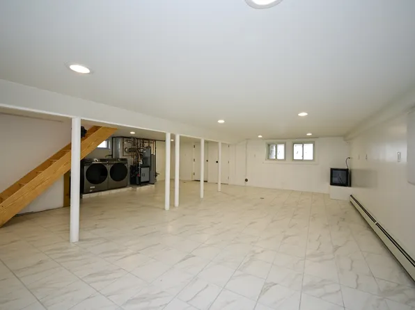 154-25 13th Avenue image 17 of 20