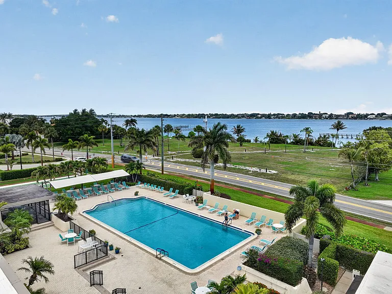 1800 SE Saint Lucie Blvd #11-203 — Photo 81