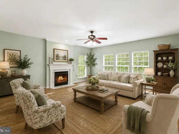 59 Twin Hill Ln, Stafford, VA 22554