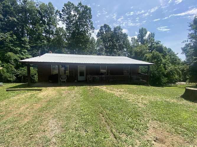 1st image of 466 Carousel Private Dr