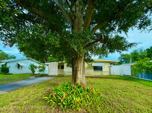 516 Northmoor Ave N, Saint Petersburg, FL 33702