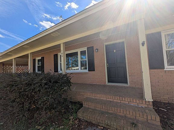 2nd image of 105 Breckenridge Dr