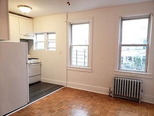1st image of 405 17th St #2