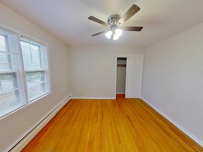 420 Delaware Ave #5 — Photo 8
