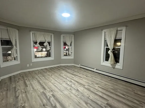 269 S Broadway Floor 2, Lawrence, MA 01843