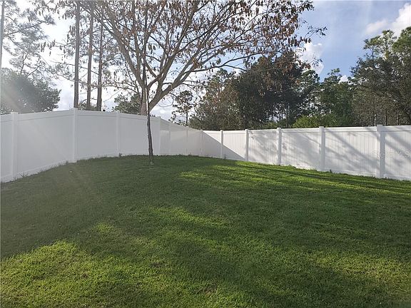 4th image of 1135 Sheri Dr