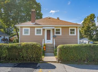 22 Sherbrook Ave, Worcester, MA 01604