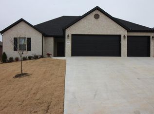 3304 SW Brittany Rd, Bentonville, AR 72713