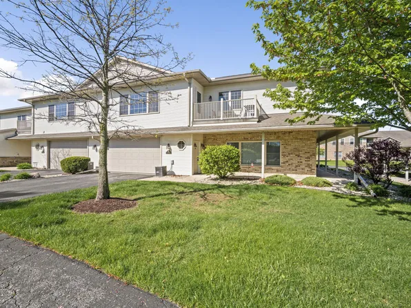 1073 S Pine St, Burlington, WI 53105