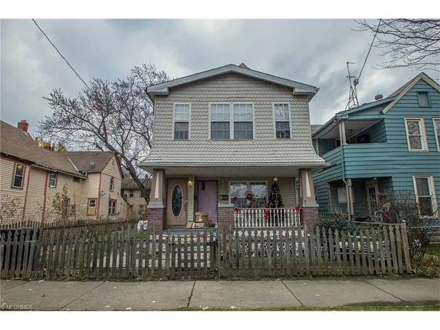 1815 W 47th St photo 1