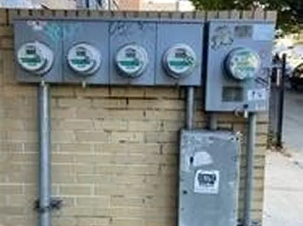 84-38 Grand Avenue image 4 of 9