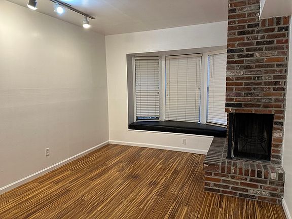 4th image of 4508 McPherson Ave APT 1E