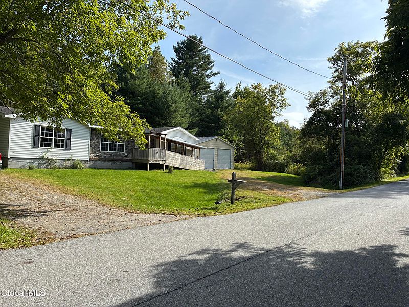 2nd image of 6 White Street