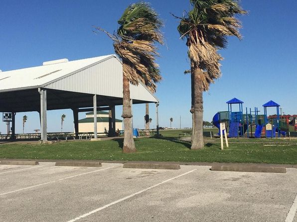 2564 E Bayshore Dr, San Leon, TX 77539
