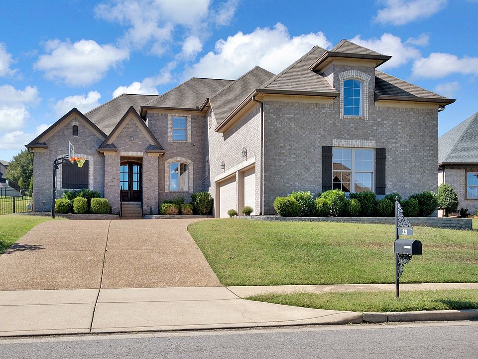 1st image of 321 Crooked Creek Ln