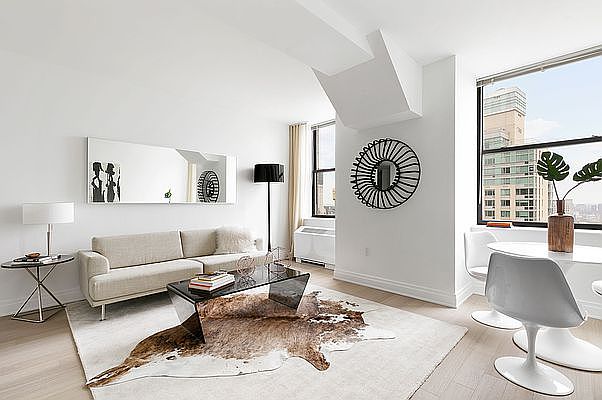 1st image of 70 Pine St APT 1625