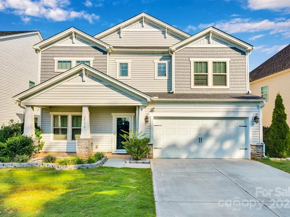 2017 Saxon Pl, Fort Mill, SC 29715