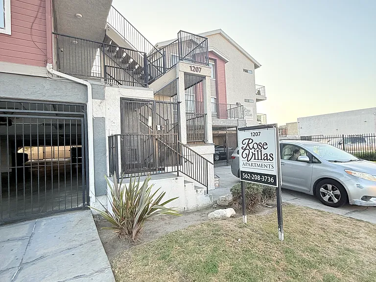 1207 Rose Ave #5 — Photo 9