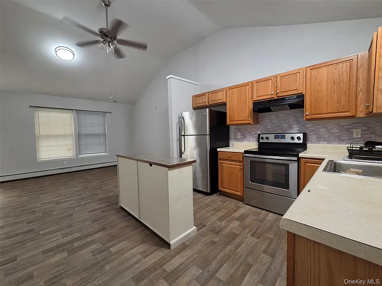 706 Tower Ave #B — Photo 9