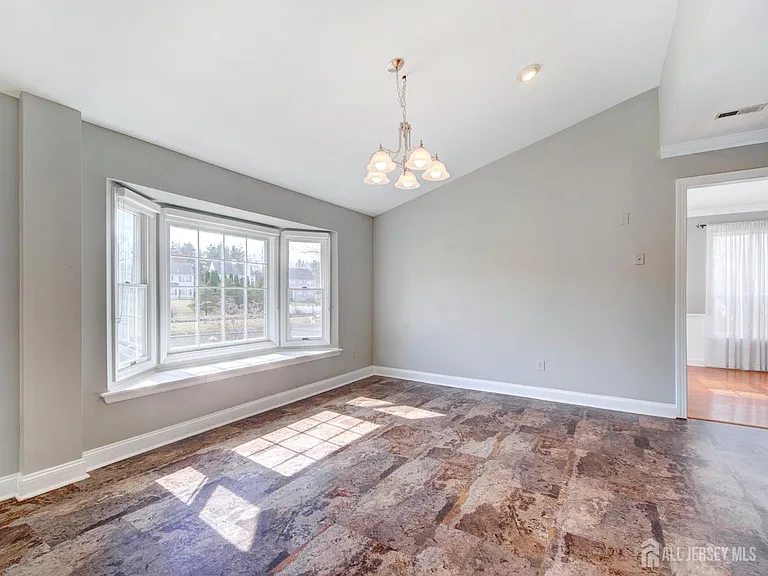 8 Mulberry Ct — Photo 6