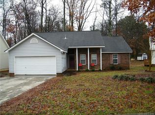 2533 Century Oaks Ln, Charlotte, NC 28262