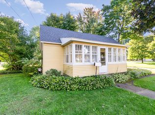 435 S Parsons St, Merrill, MI 48637