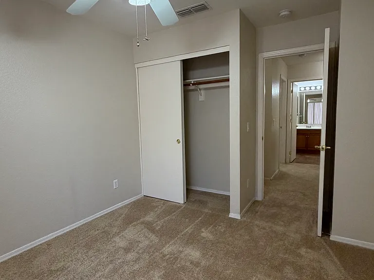 11402 W Hutton Dr — Photo 17