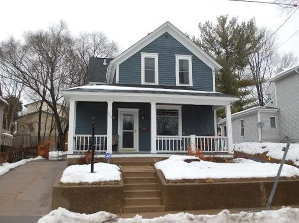 712 Laurel St W, Stillwater, MN 55082