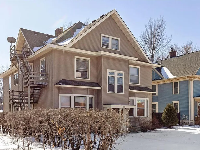 1862 Roblyn Ave #2 — Photo 14