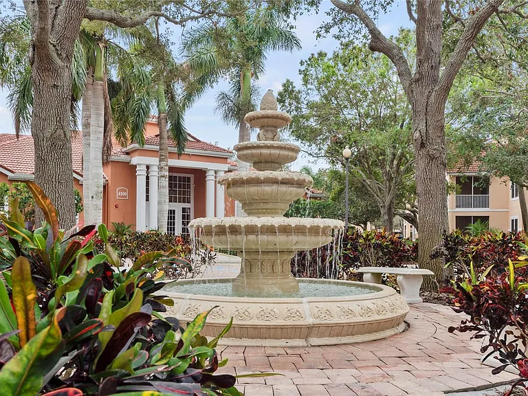 4134 Central Sarasota Pkwy — Photo 5