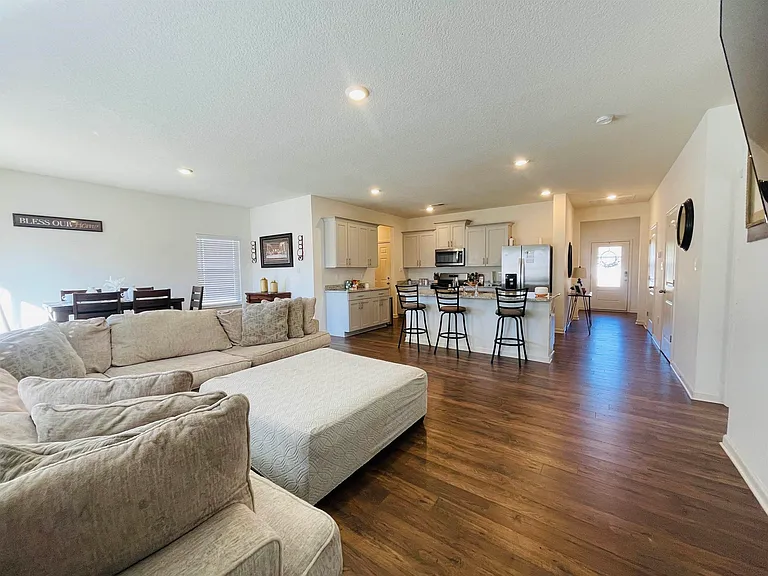 35 Witherspoon Dr — Photo 17