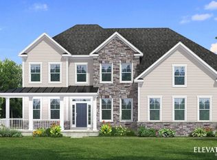 304 Lexington Cir, Bridgeport, WV 26330