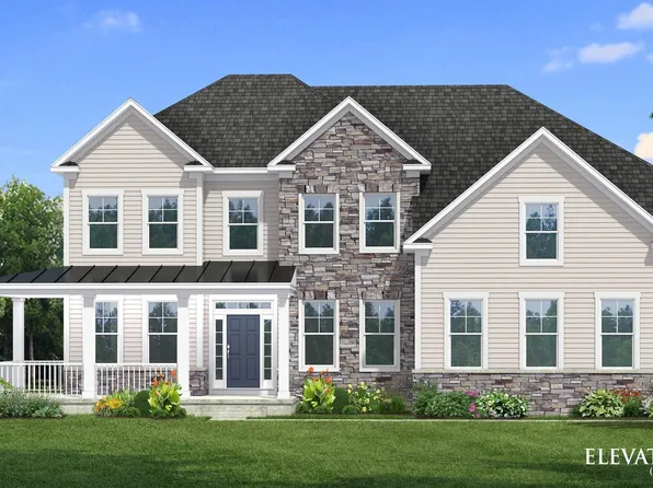 304 Lexington Cir, Bridgeport, WV 26330