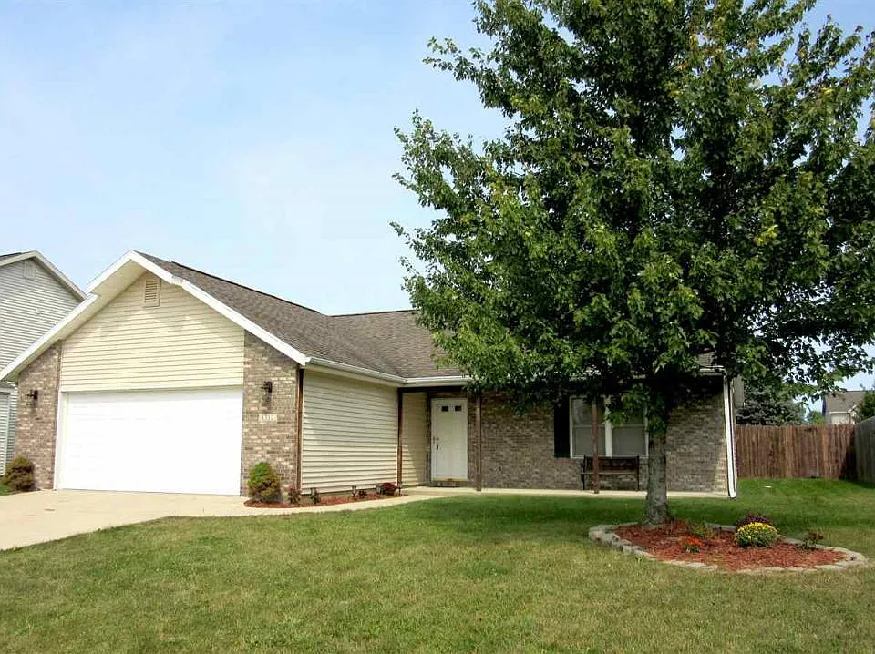 1312 Shining Armor Ln