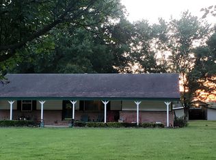 10517 Rocky Point Rd, Havana, AR 72842